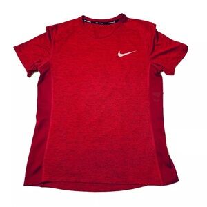 Nike Men's Dri-Fit Miler Running Training Top T-Shirt Red Size Medium 834241-619